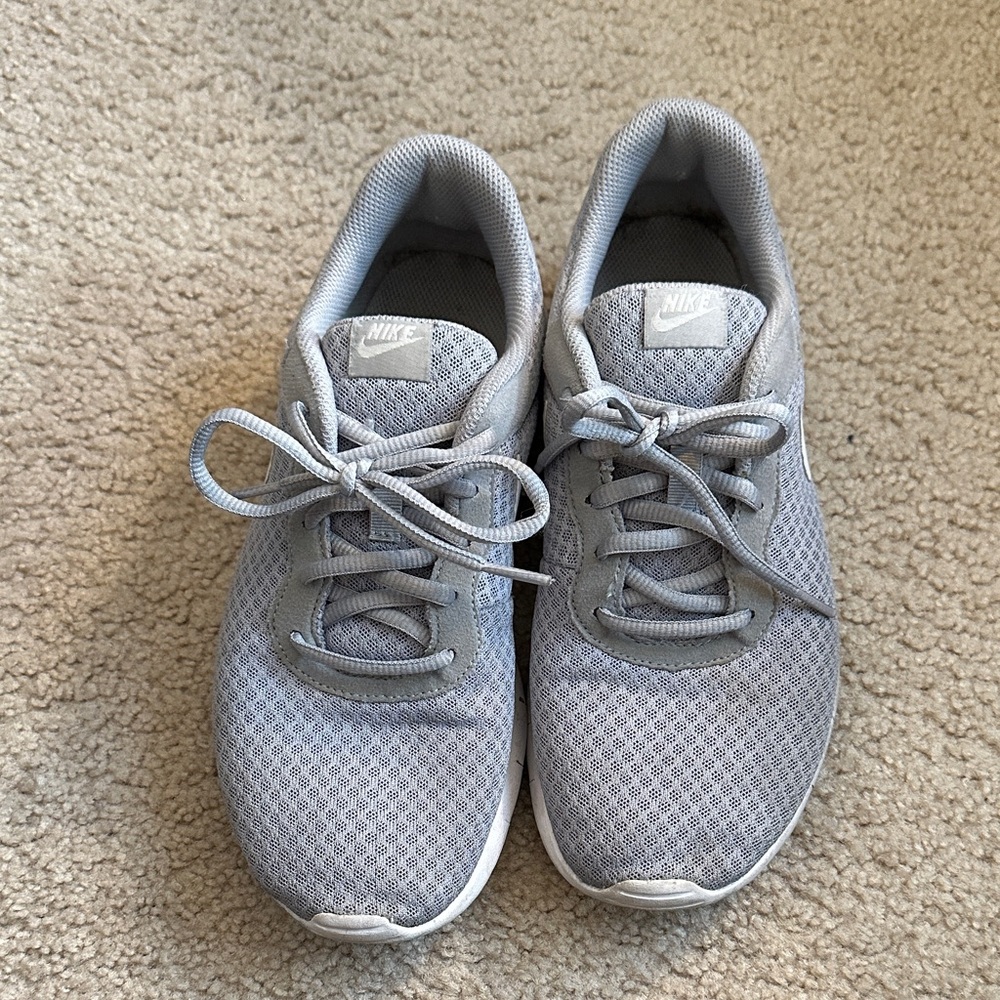 Nike Gray Sports Sneakers- 7Y